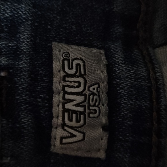 VENUS USA EMBROIDERED DISTRESSED DENIM MINI SHIRT, - Picture 5 of 7